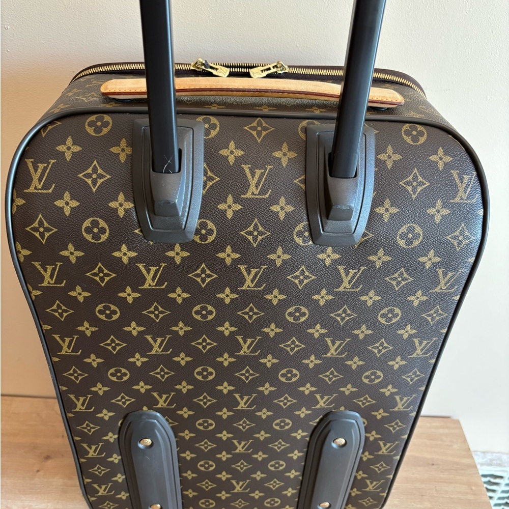 Authentic Louis Vuitton pegase 55 monogram carry in suitcase - Picture 6 of 10